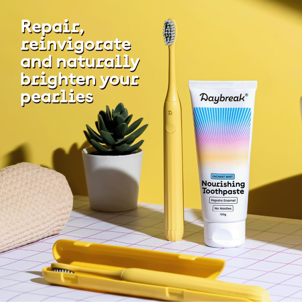 Daybreak Nourishing Toothpaste 100 g with Calcium Hydroxyapatite | Mint flavour | Fruit extracts for stain removal | Fluoride & SLS-free | Gentle foaming and 0 toxins | Fights Plaque & Inflammation | Vegan | No Harsh Chemicals | Pack of 1